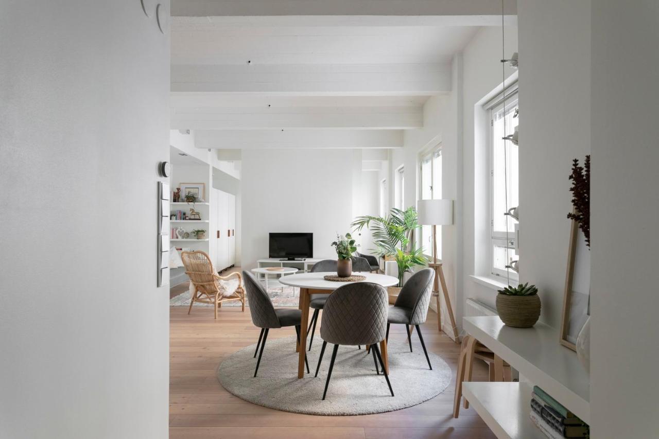 2Ndhomes Loft Apartment With Spa & Balcony By The White Church Helsinki Dış mekan fotoğraf
